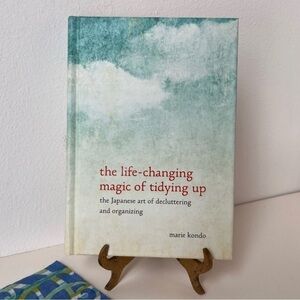 Book: The Life-Changing Magic of Tidying Up by Marie Kondo